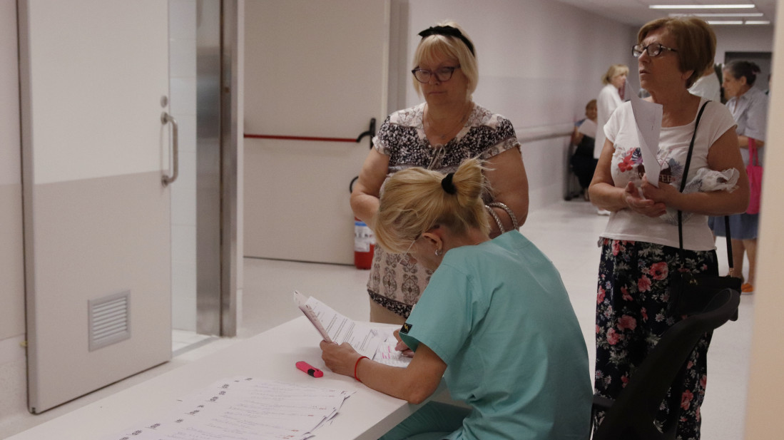 Pacijenti sve češće pitaju AI za drugo mišljenje: Koji su glavni problemi zdravstvenog sistema?