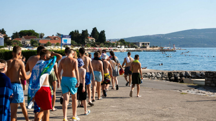 Letovanje u Crnoj Gori za decu iz enklava sa Kosova i Metohije