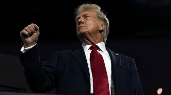 Fajnenšel Tajms: Porodica Tramp ulaže 10 milijardi dolara u luksuzne projekte u Saudijskoj Arabiji