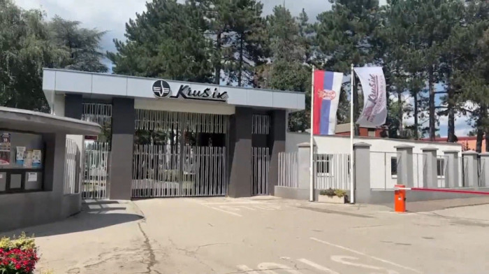 Akcident u valjevskoj fabrici "Krušik": Povređena jedna radnica u pogonu