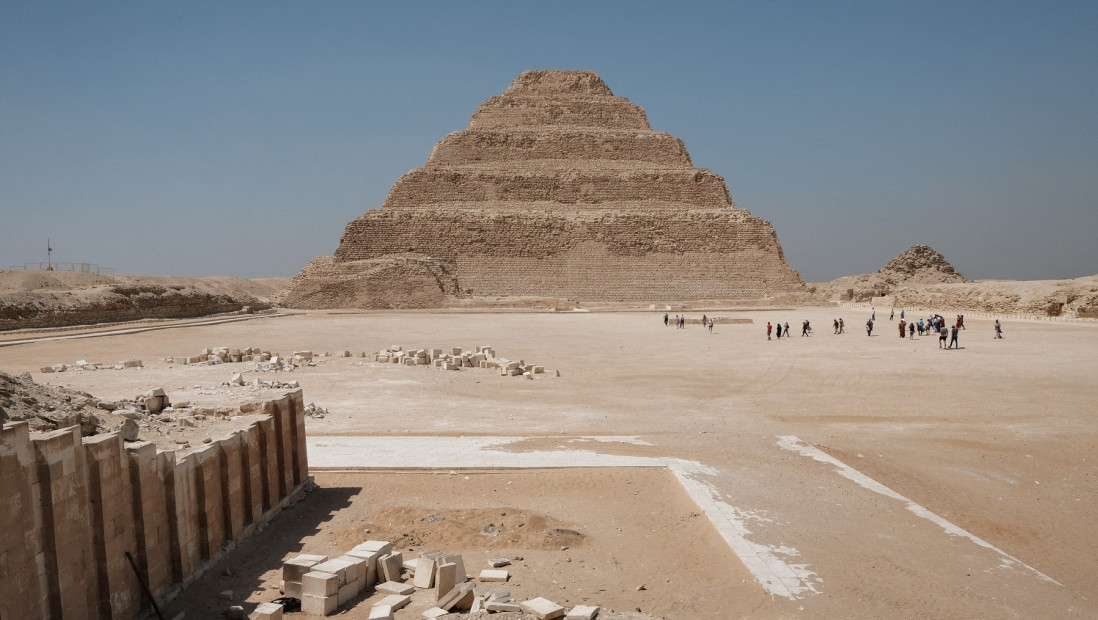 Kako su stari Egipćani postavljali teško kamenje najstarije piramide? Naučnici sada imaju novu teoriju