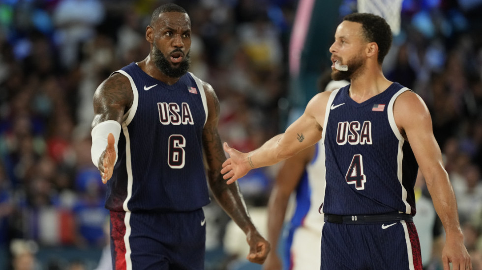 NBA podrhtava, Lebron Džejms kod Stefa Karija u Golden Stejtu