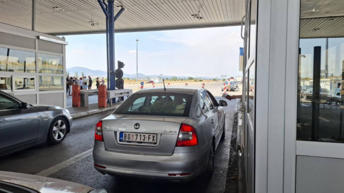 AMSS: Nema zadržavanja na putničkim ni na teretnim terminalima graničnih prelaza