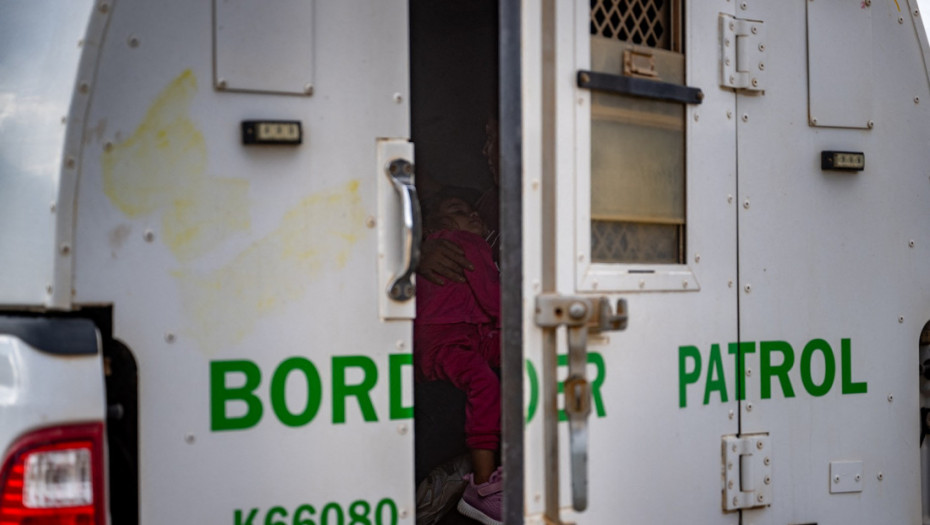 Imigracione vlasti SAD dozvolile osumnjičenom za pljačku vrednu 100 miliona dolara da se "samodeportuje" pre suđenja