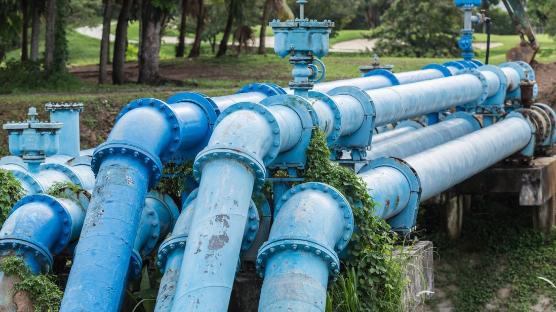 "Letos je curilo tri nedelje": Koliki su gubici vodovoda u Srbiji-zbog dotrajalih instalacija naplati se tek petina