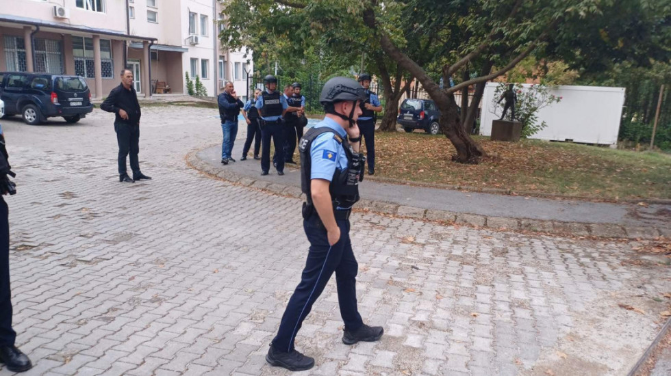 Kosovska policija zatvorila uplatno mesto Lutrije Srbije u Leposaviću