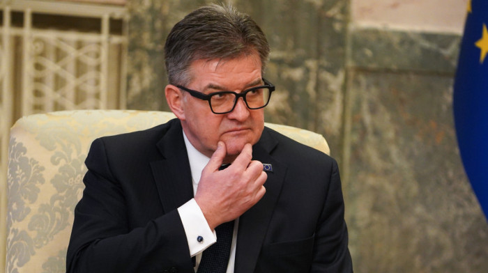 Ficovi koalicioni partneri traže smenu Miroslava Lajčaka zbog veza sa Džefrijem Epstinom