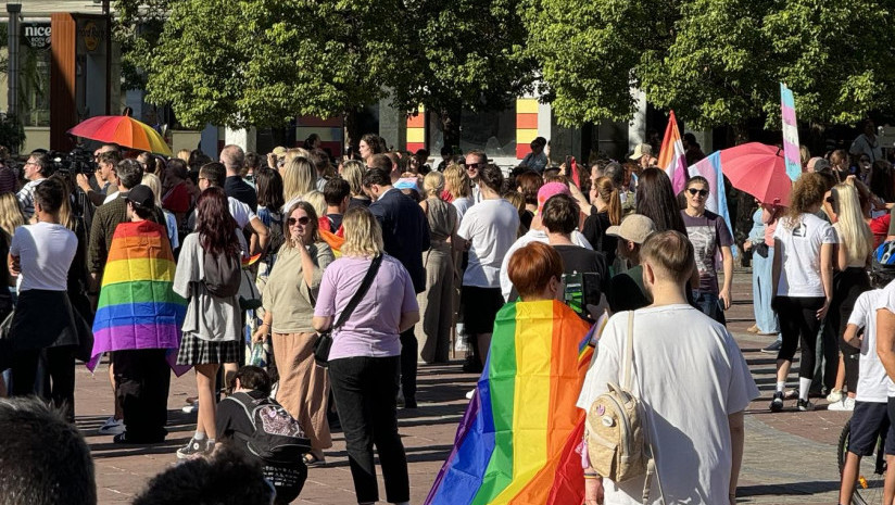 Održan Prajd u Sarajevu pod sloganom "Sve nam boje dobro stoje"