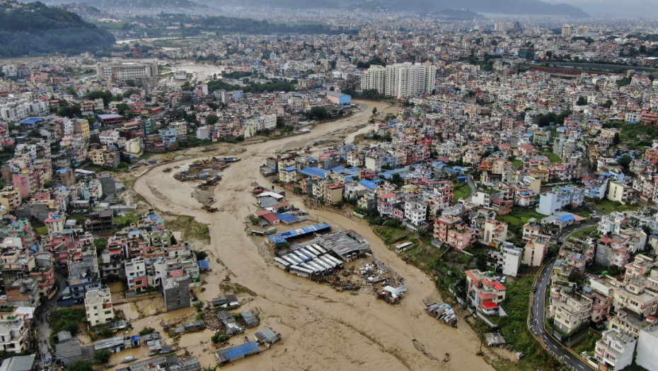 Obilne kiše izazvale klizišta i poplave u Nepalu: Stradale najmanje 22 osobe