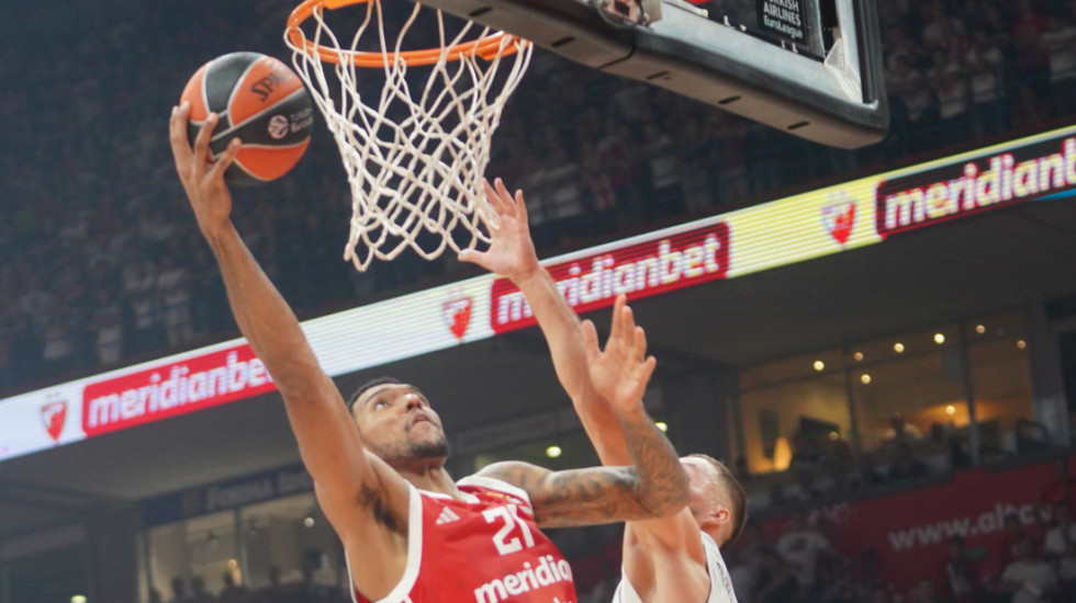 Zvezdini dresovi "poleteli" za Barselonu