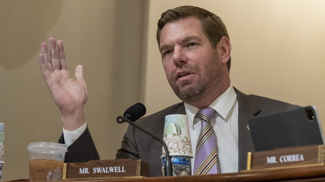 Svolvel: Podneću ostavku na mesto u Kongresu usled optužbi za seksualni napad