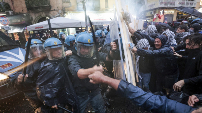 Policija u Firenci se sukobila sa radnicima koji su protestovali