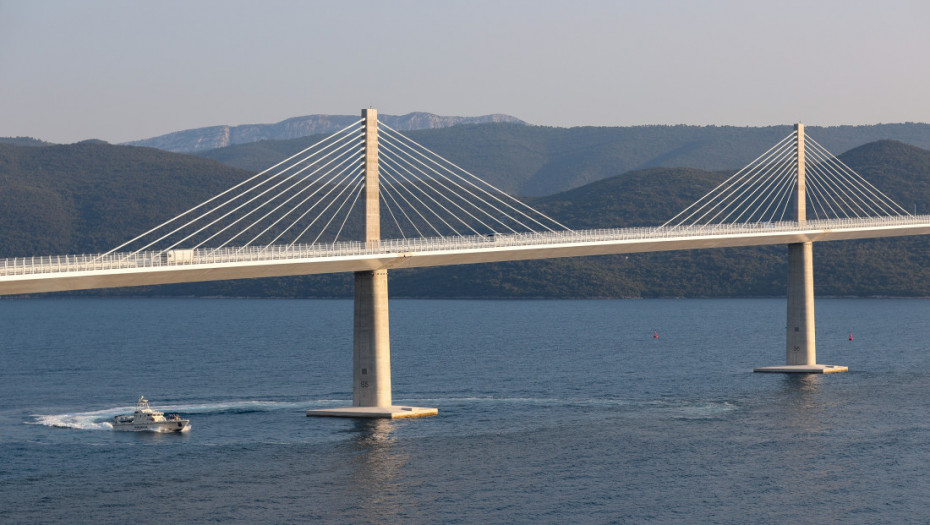 JP "Hrvatske ceste" potvrdile pukotine na Pelješkom mostu, ali tvrde da nisu opasne