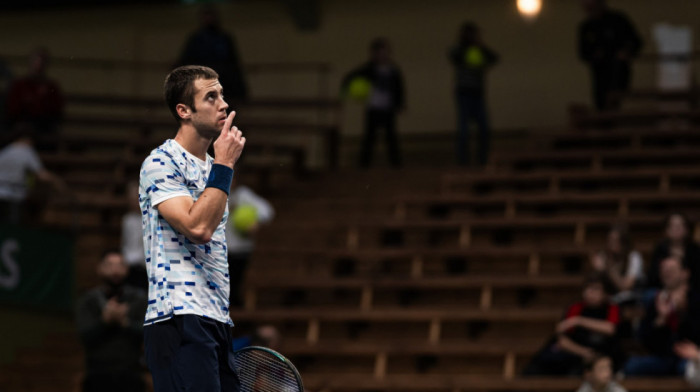 Neka se spremi Alkaraz: Laslo Đere u osmini finala ATP turnira u Barseloni