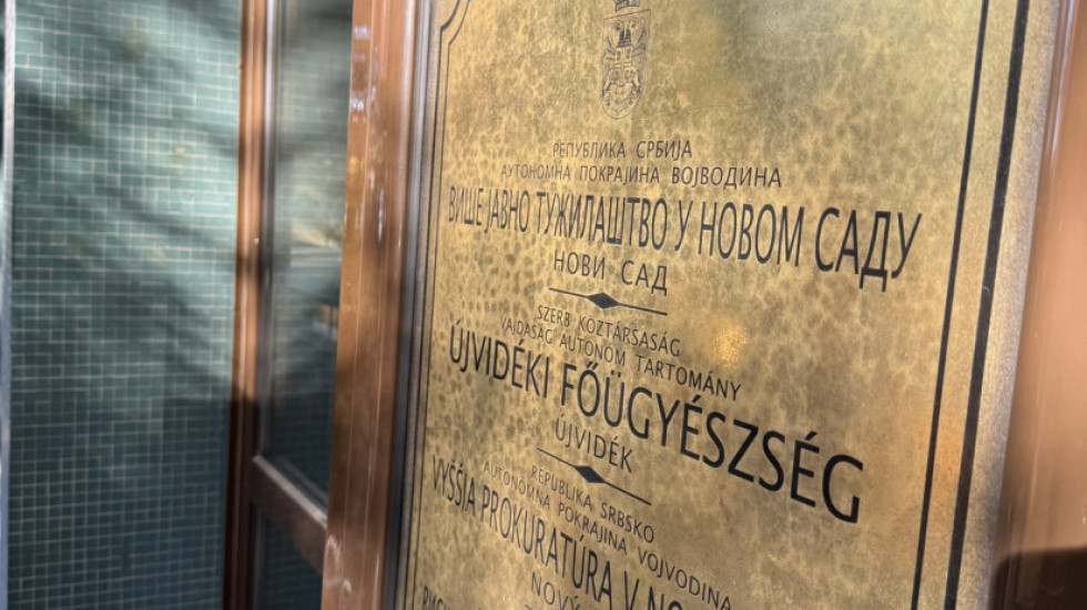 Uhapšen osumničeni da je za 7,74 miliona dinara oštetio Grad Novi Sad, Pokrajinu Vojvodinu i Republiku Srbiju