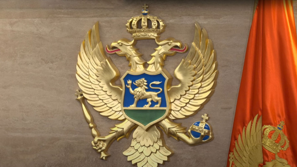 Identitetski čvor Crne Gore: Da li je srpski jezik žrtvovan na oltaru evropskih integracija?