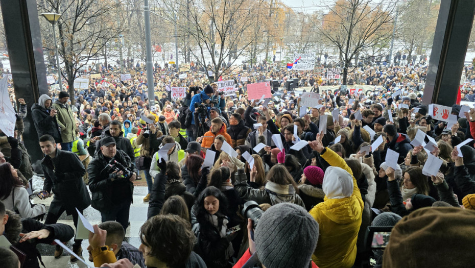 Studenti, vlast, opozicija i varljiva zima 2024. godine: "Studente je lako oblikovati"