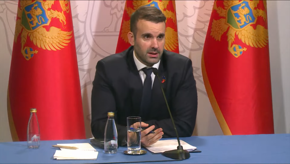 Milojko Spajić odbacio optužbe o učešću u švercu bilo kakve vrste: "Više se sredstva ne biraju, pih"