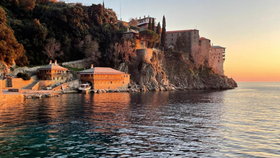 Snažan zemljotres pogodio Svetu Goru: Oštećeno nekoliko manastira, seizmička aktivnost se nastavlja