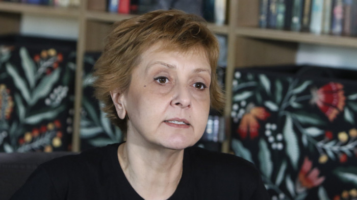Studenti Biološkog fakulteta: Profesorka Biljana Stojković uhapšena sinoć ispred Pravnog