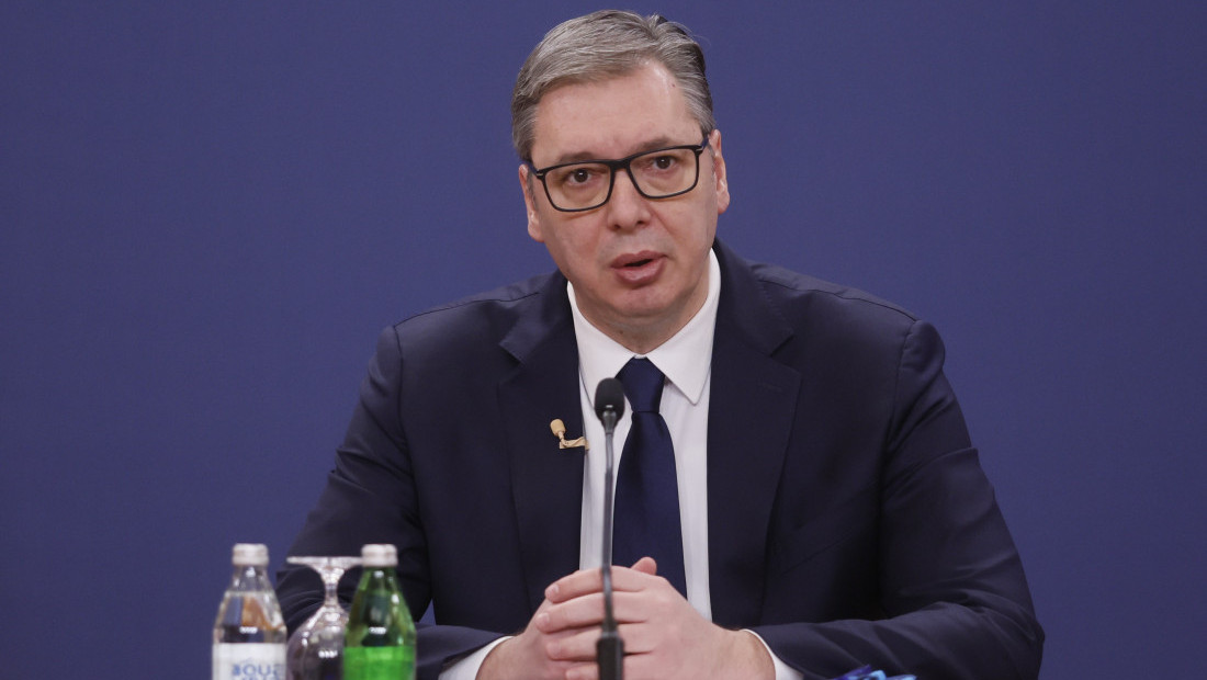 Vučić pomilovao 13 osoba: Odluka se odnosi na studente, direktore škola, dekana i docenta na fakultetu