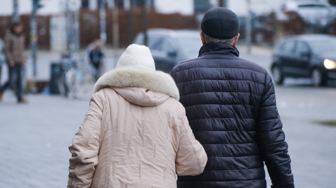 Suspenzija sporne penzione reforme u Francuskoj: Da li bi i u Srbiji trebalo da se spusti granica?