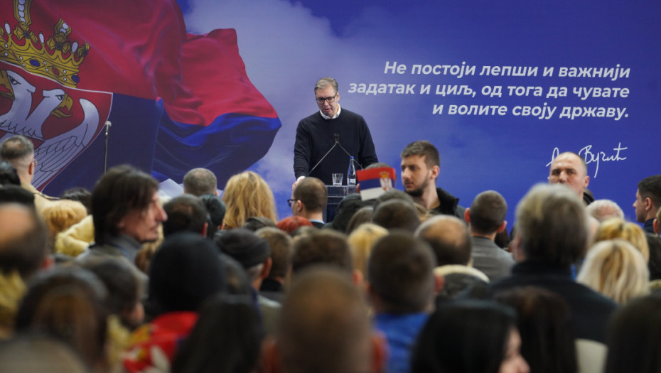 Vučić u Kikindi: Stotine miliona uloženo za rastakanje i napad na Srbiju iznutra