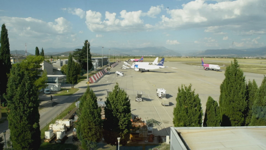 Kvar na kontrolnom tornju na aerodromu Orli u Parizu doveo do otkazivanja 40 odsto letova
