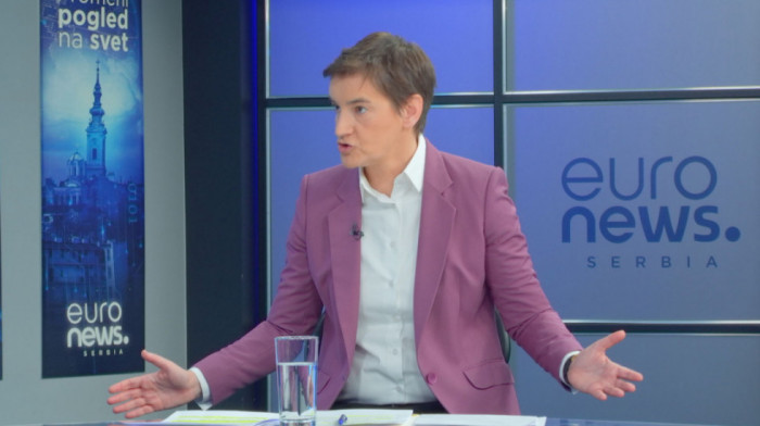 Brnabić: Desetine hiljada ljudi ne mogu da stignu svojim kućama zbog blokada