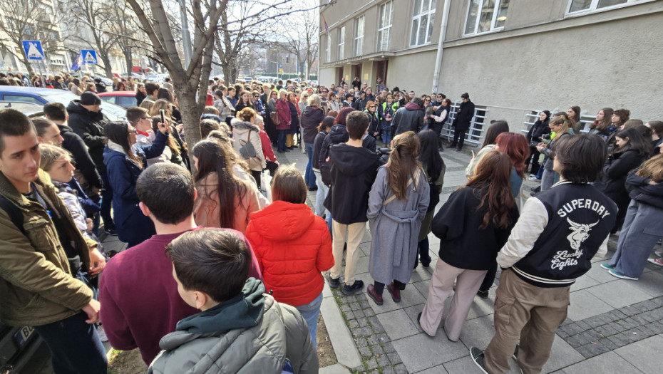 Ministarstvo prosvete: Učenici Pete gimnazije privremeno u OŠ "Isidora Sekulić" i OŠ "Radojka Lakić"