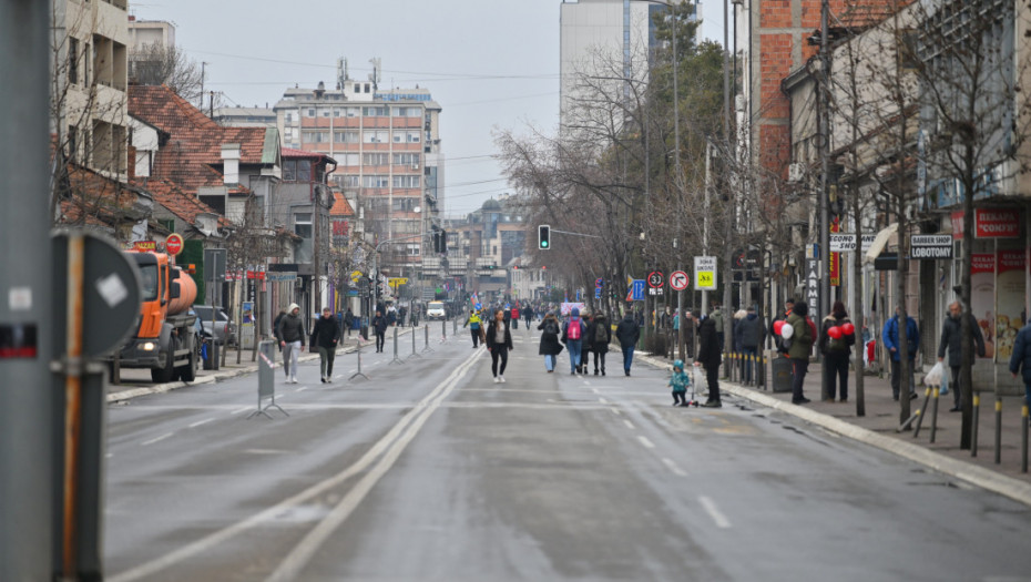 Danas počinje trodnevni svenarodni sabor u Nišu: Na Trgu kralja Milana postavljena bina