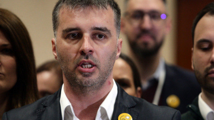 Incident u Beogradu: Savo Manojlović upućen na lekarski pregled, policija sprovodi istragu