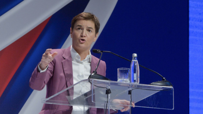 Brnabić: Kukavice napale poslanice, insitucije Srbije, ali su im žene stale na put
