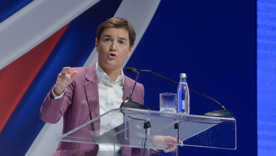 Brnabić: Kukavice napale poslanice, insitucije Srbije, ali su im žene stale na put