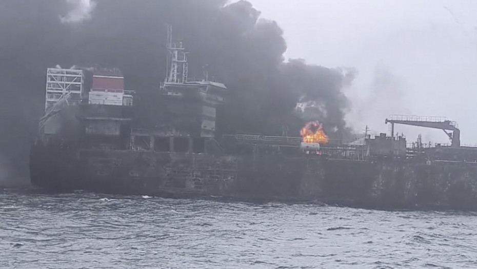 "Nestao član posade kontejnerskog broda": Detalji sudara u Severnom moru kod britanske obale, zapalio se tanker