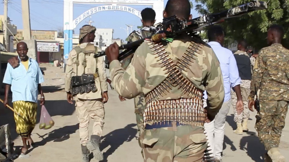 Sukobi u Somaliji između vladinih snaga i opozicionih milicija: Deo civila primoran da napusti domove