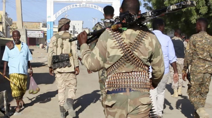 Sukobi u Somaliji između vladinih snaga i opozicionih milicija: Deo civila primoran da napusti domove