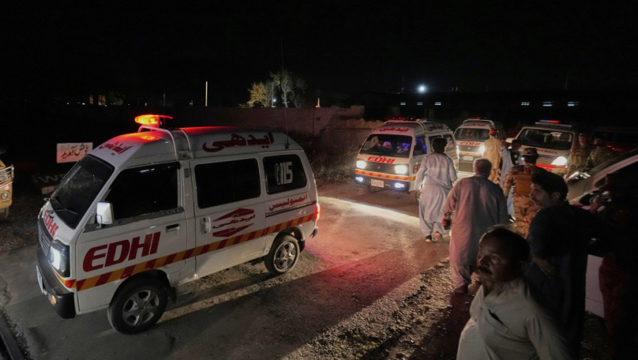 Najmanje šest osoba poginulo u terorističkom napadu u Pakistanu