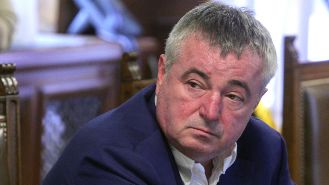 Bajatović: Bezbedni smo barem šest meseci, očekujem još jedno odlaganje sankcija NIS-u