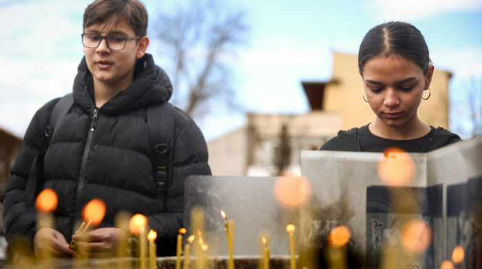 Dva meseca od smrtonosnog požara u Severnoj Makedoniji: U Kočanima održan "Marš anđela"