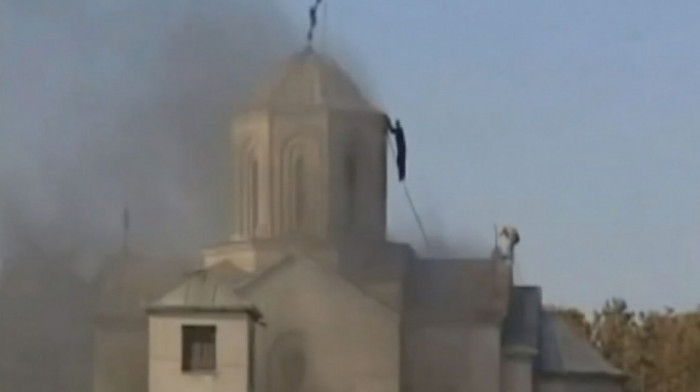 "Odjekivali su pucnji i bombe": Tog dana počeo je lov na Srbe - 22 godine od pogroma na Kosovu i Metohiji