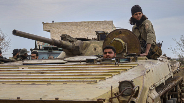 Sirijska vojska zauzela naftna polja Sufijan i Tavrah na severu