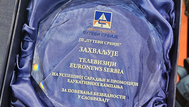 Euronews Srbija dobio zahvalnicu "Puteva Srbije" zbog emitovanja spotova o bezbednosti u saobraćaju