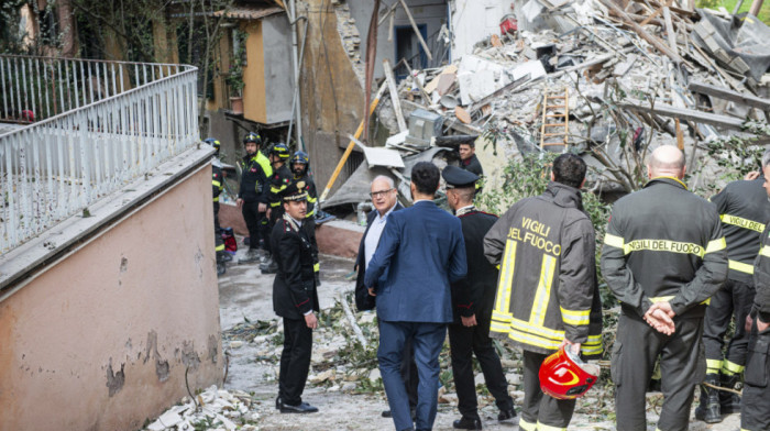 Eksplozija boce za gas srušila zgradu na jugu Italije: Spasilačke ekipe pretražuju ruševine