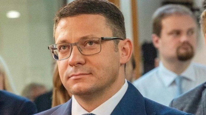 Đurđev: Patrijarh Porfirije i Vučić jesu saborci, ali u odbrani države, naroda i crkve