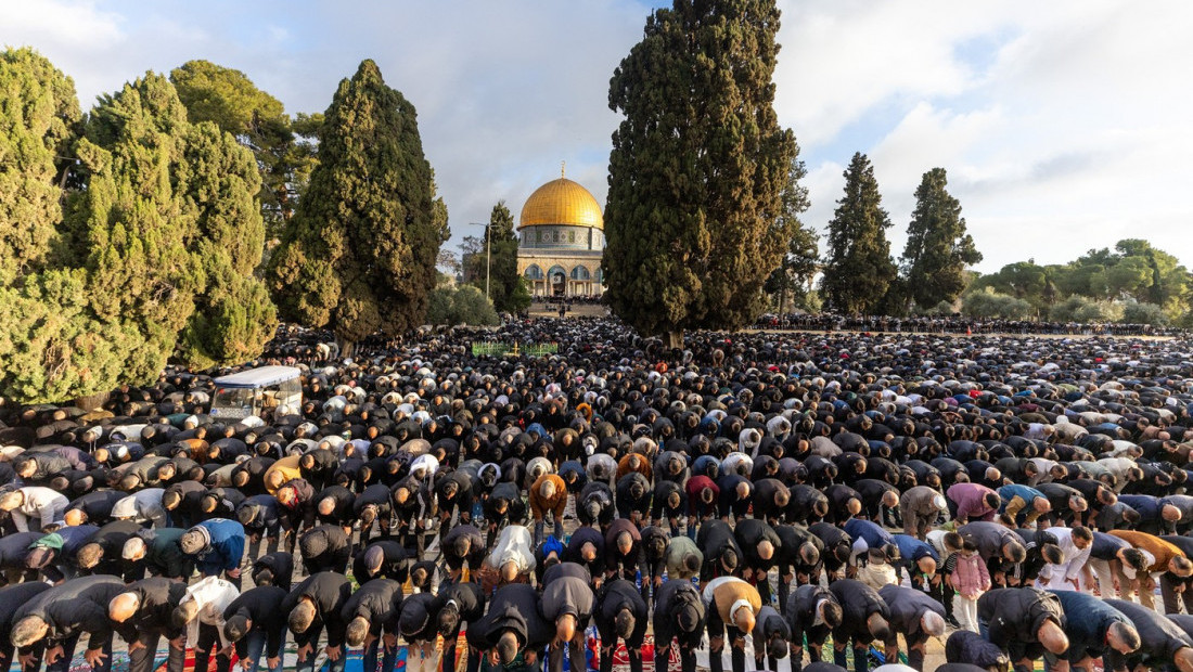 Muslimani širom sveta danas počinju proslavu Ramazanskog bajrama