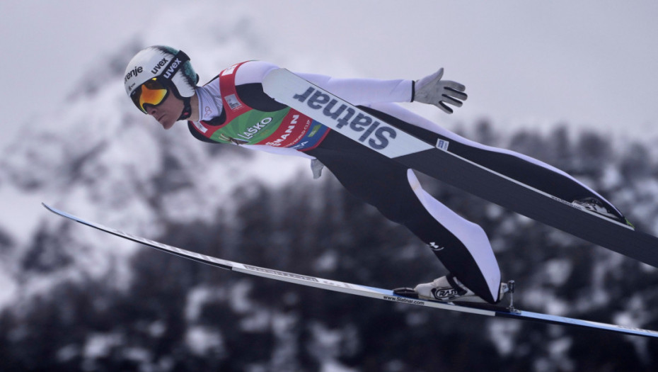 Postavljen novi svetski rekord u ski skokovima: Prevc je od danas vlasnik najdužeg skoka