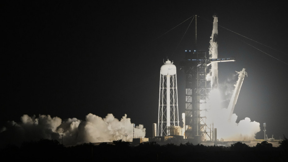 Svemirska kapsula SpaceX lansirana u misiju orbitiranja oko polova Zemlje
