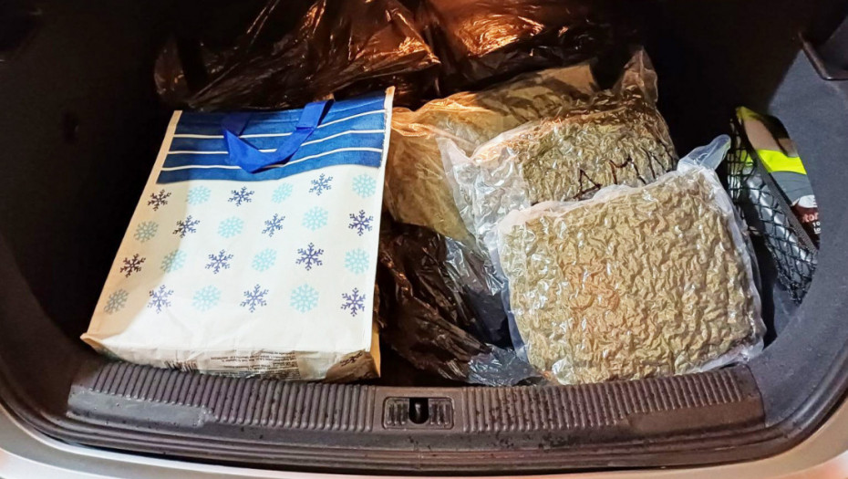 Policija u Jagodini zaplenila oko 18,4 kilograma materije nalik na marihuanu