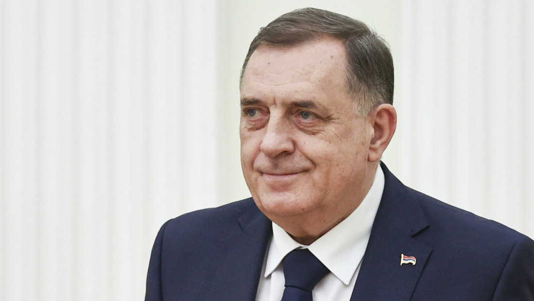 Interpol odbio zahtev za raspisivanje crvene poternice za Dodikom i Stevandićem